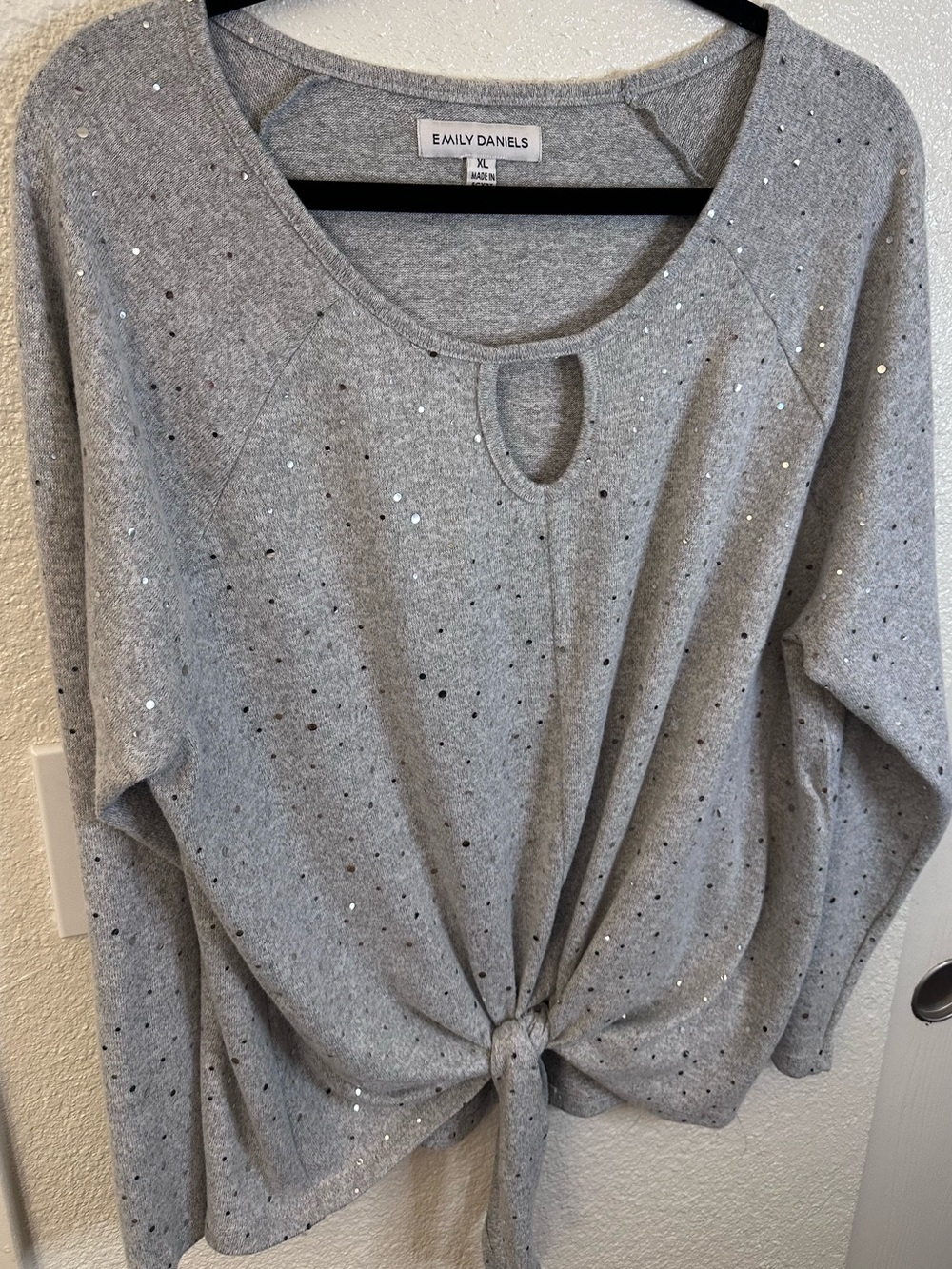 Emily Daniels Gray Tie-Hem Sparkle Long-Sleeve Top